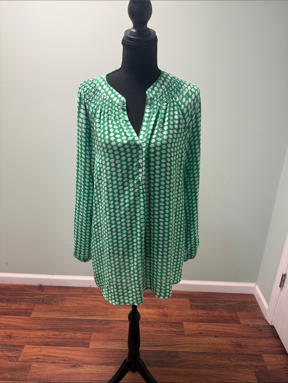 Chaus Green and White Polka Dot Long-Sleeve Tunic